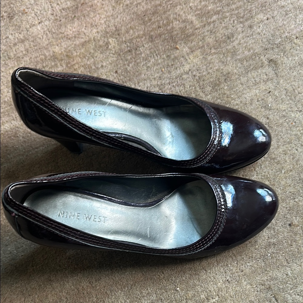 Nine West Women's Aubergine Shiny Patent Pumps